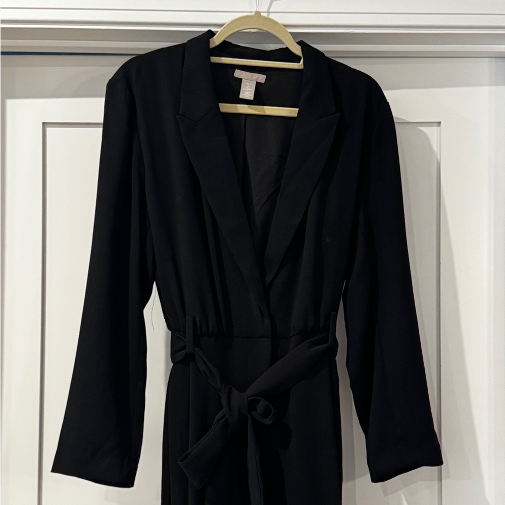 Black Long Sleeve Belted Blazer NWOT